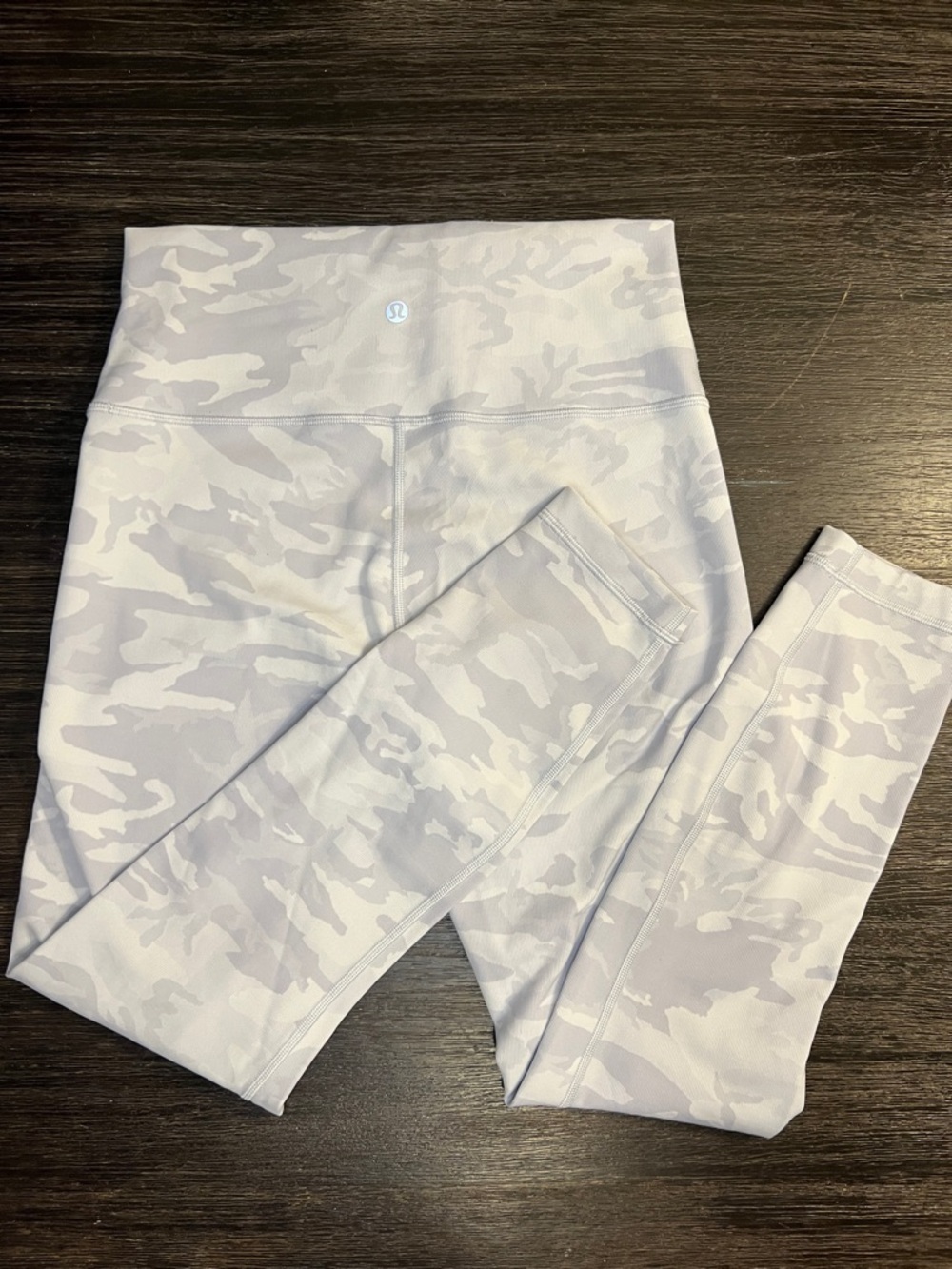 lululemon athletica women’s Light Gray & White Camo Leggings